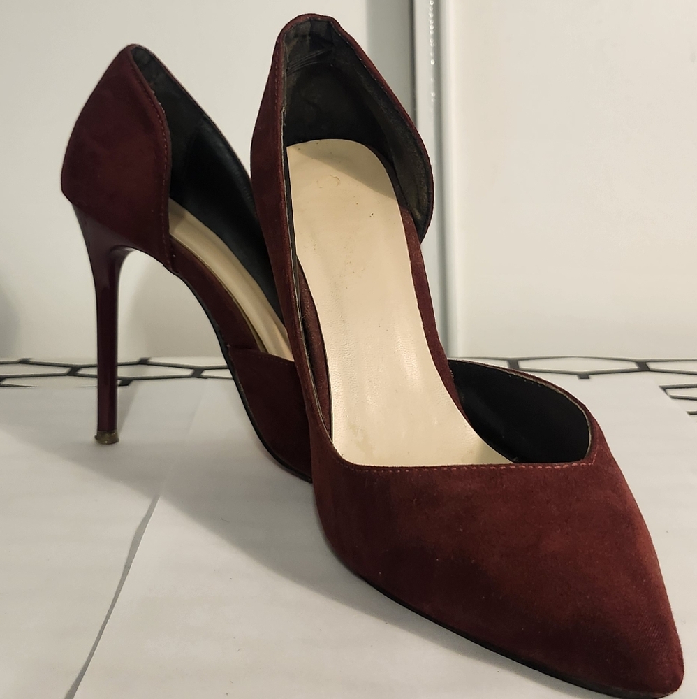 Burgundy Faux Suede Pointed Toe High Heels  Size 37